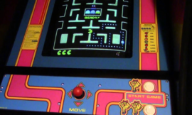 Immagine di YourMKArcadeSource @ YouTube